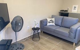 Place2Cu-Studio Apartment